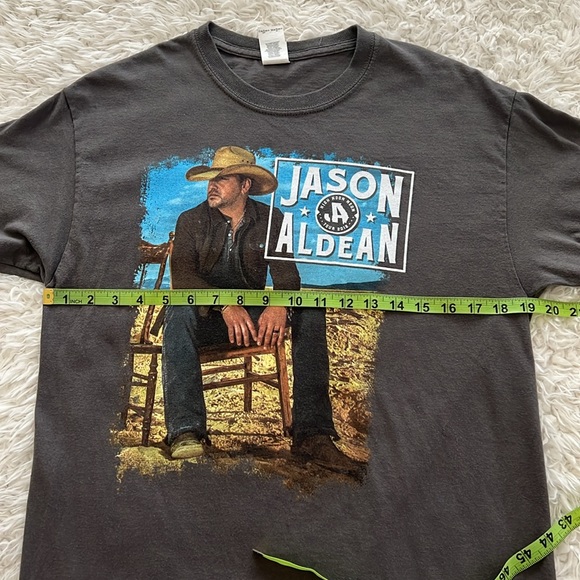 Jason Aldean 2017 Tour Shirt - Picture 7 of 8